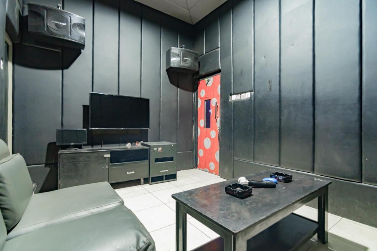 Hotel Markoni Pamanukan Mitra Reddoorz Pamanukan Hilir 外观 照片