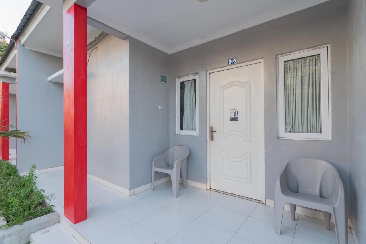 Hotel Markoni Pamanukan Mitra Reddoorz Pamanukan Hilir 外观 照片