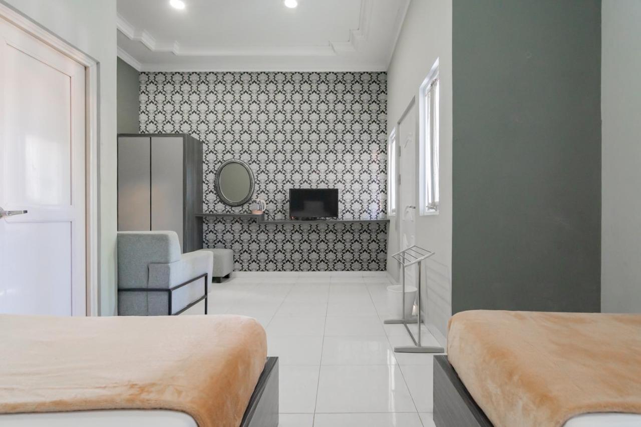 Hotel Markoni Pamanukan Mitra Reddoorz Pamanukan Hilir 外观 照片