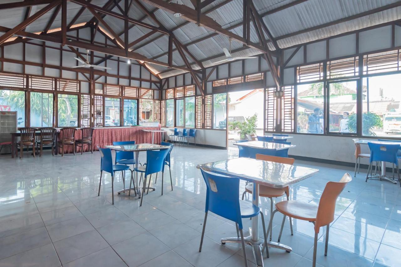Hotel Markoni Pamanukan Mitra Reddoorz Pamanukan Hilir 外观 照片