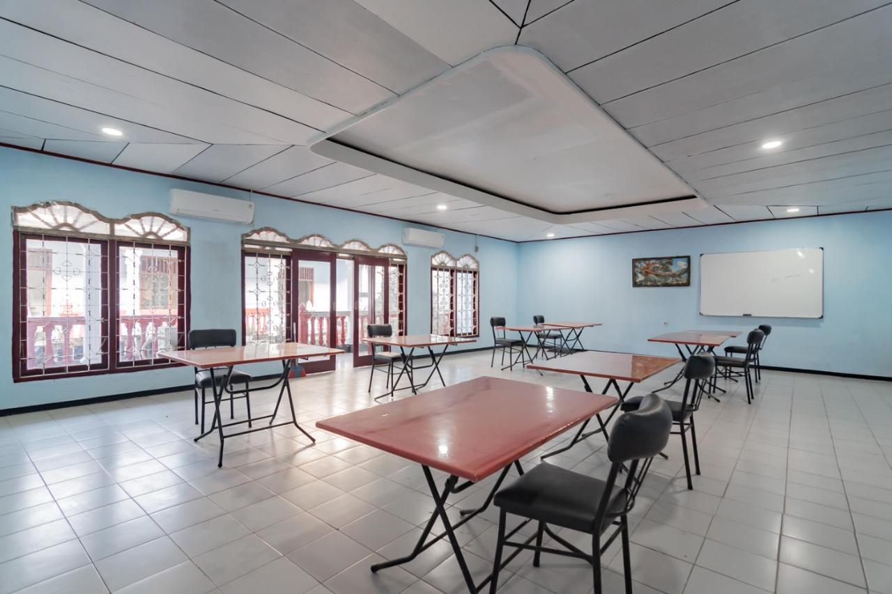 Hotel Markoni Pamanukan Mitra Reddoorz Pamanukan Hilir 外观 照片
