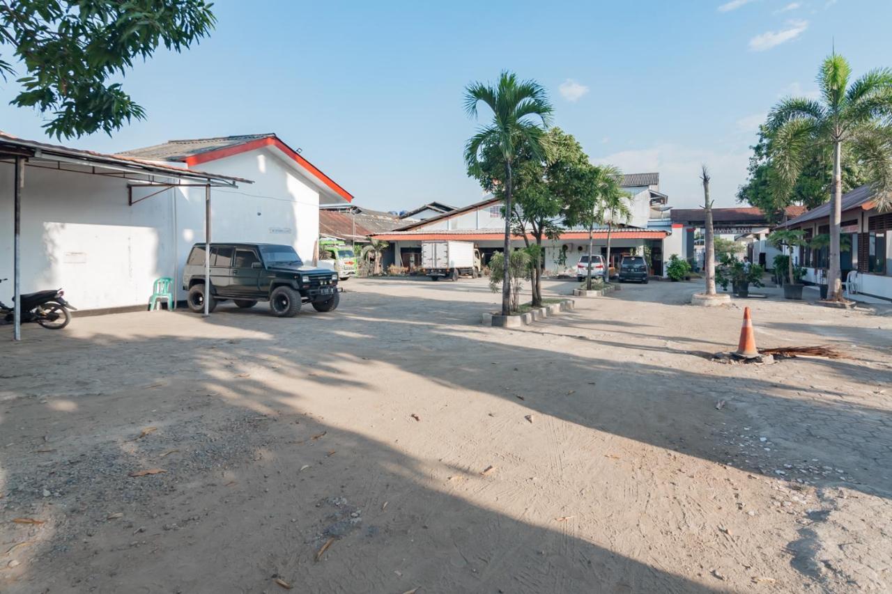 Hotel Markoni Pamanukan Mitra Reddoorz Pamanukan Hilir 外观 照片
