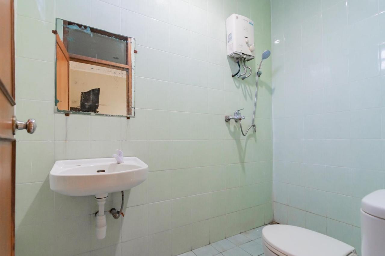 Hotel Markoni Pamanukan Mitra Reddoorz Pamanukan Hilir 外观 照片